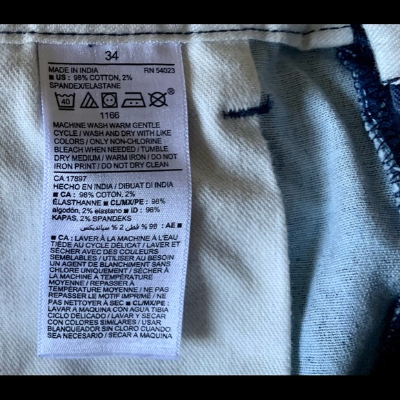 Men cotton blend short, ultimate slim, built-in flex. Size 34, printed blue. - Picture 7 of 7